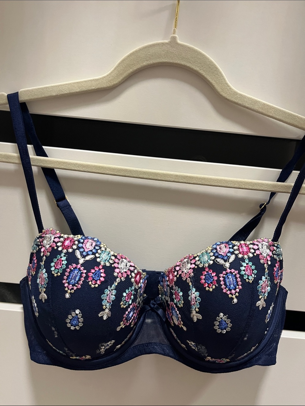 Victoria's Secret Dream Angel lined demo Navy Embroidered Floral Balconette Bra